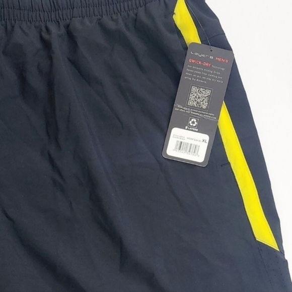 Layer 8 Quick-Dry Technology Men Shorts - Picture 4 of 8